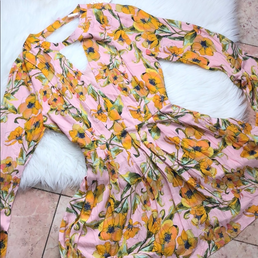 FREE PEOPLE PINK FLORAL BELL SLEEVE Tehran  DRESS - Picture 3 of 6